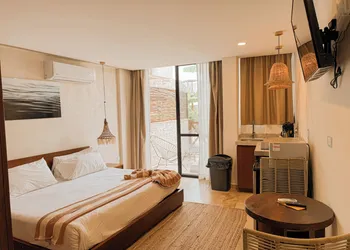 Twt Condos hotel thumbnail 6