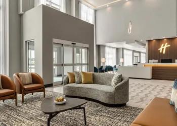 Holiday Inn Hotel And Suites Commerce City Denver Airport By Ihg hotel thumbnail 5
