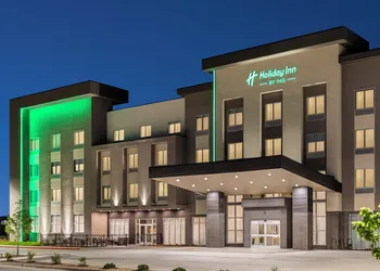 Holiday Inn Hotel And Suites Commerce City Denver Airport By Ihg hotel thumbnail 8