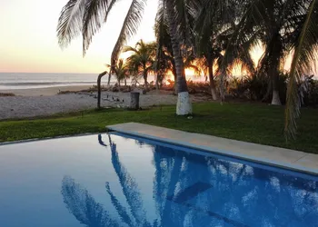 Casa Del Carmen hotel thumbnail 2