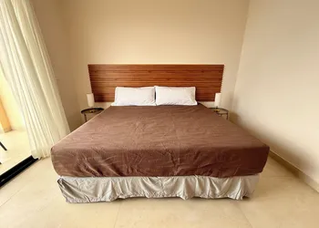 Hotel 56 Zuna hotel thumbnail 2