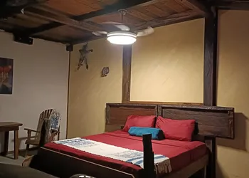xulha rustica hotel thumbnail 2