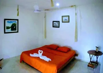 xulha rustica hotel thumbnail 4