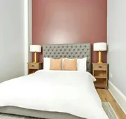 3 Units Steps to Bourbon St & the French Quarter The Harlequin by Avantstay hotel detail image 4