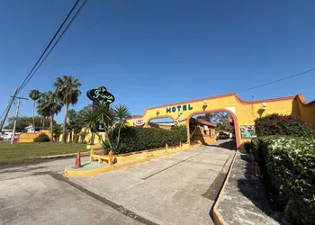 Hotel la Finca hotel thumbnail 2