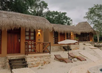 Quietud Hotel hotel thumbnail 2