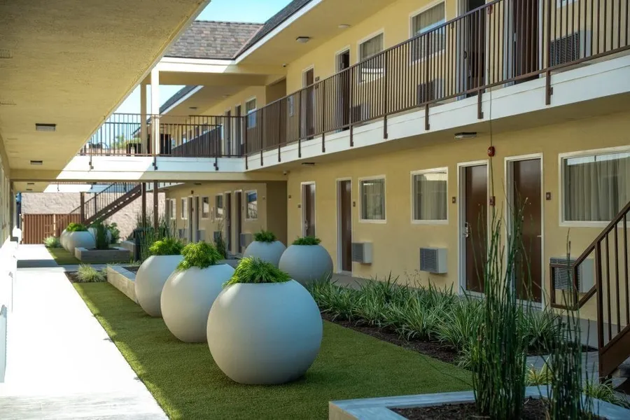 Lemon Heights Inn hotel detail image 2