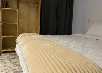 Santa Noche Loft & Spa hotel thumbnail 2