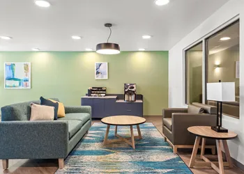 Woodspring Suites Lancaster North hotel thumbnail 5