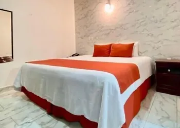 Pineda Real HOTEL hotel thumbnail 3