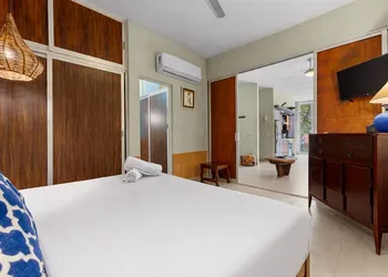 Romantic Zone by Monyxbnb hotel thumbnail 6