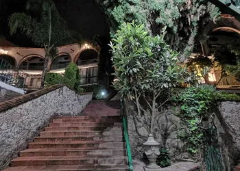 Suite vista hermosa hotel thumbnail 5