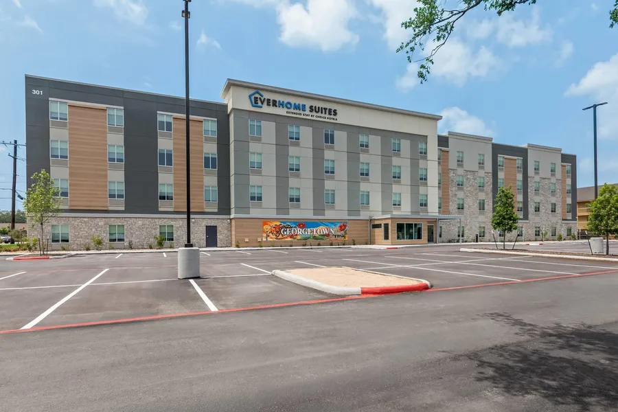 Everhome Suites Georgetown - Austin hotel detail image 6