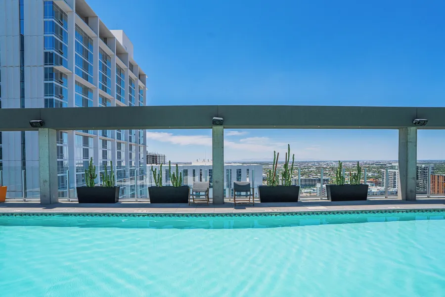 Sora DT Stay w CityView-HeatedPool-Gym hotel detail image 2