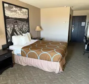 Dodgeville inn and suites hotel detail image 3