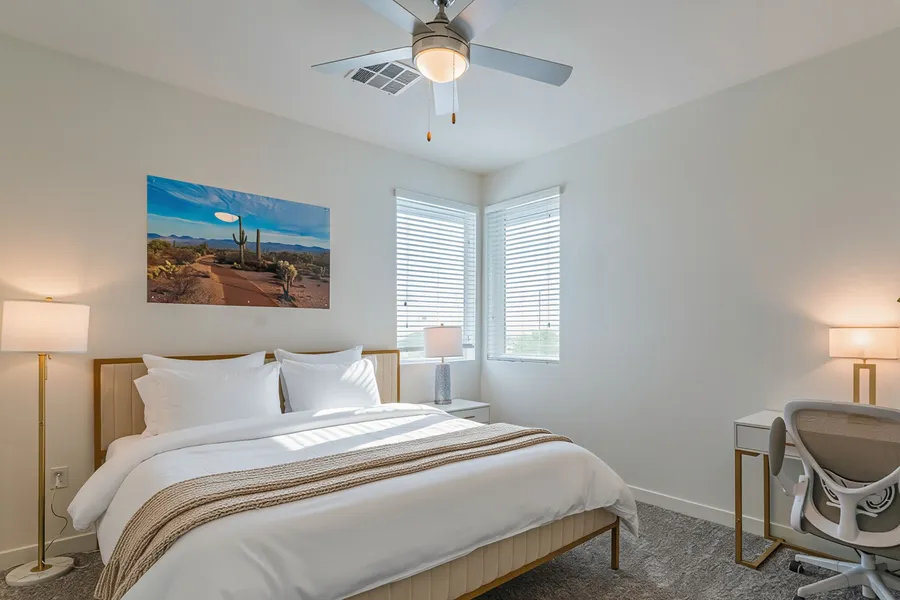 Sleek Stay 4mins to State Farm Stadium hotel detail image 2