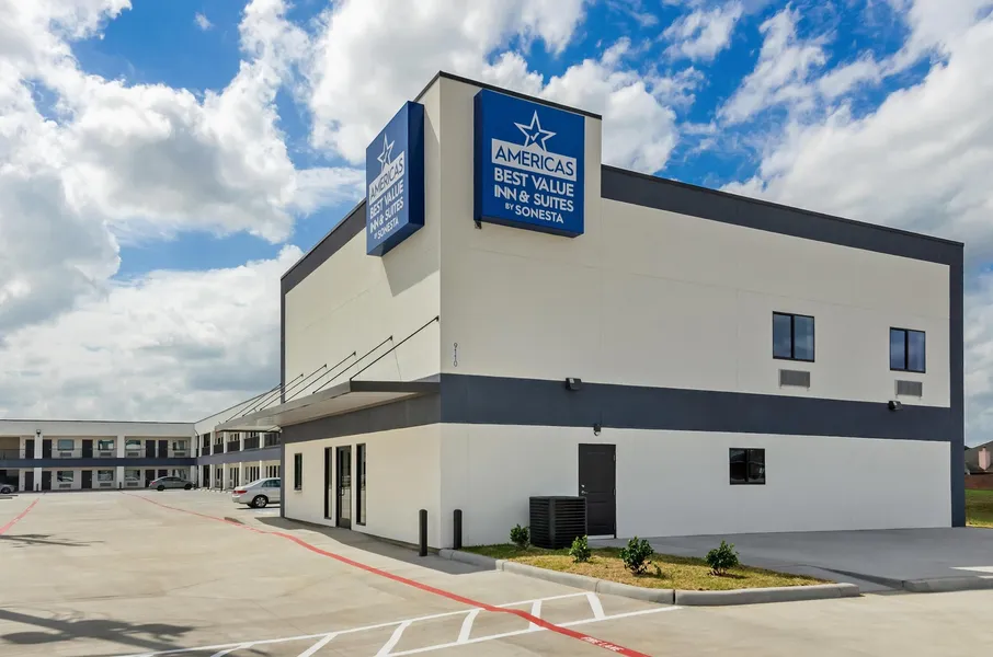 Americas Best Value Inn & Suites Tomball Grand Parkway hotel detail image 2