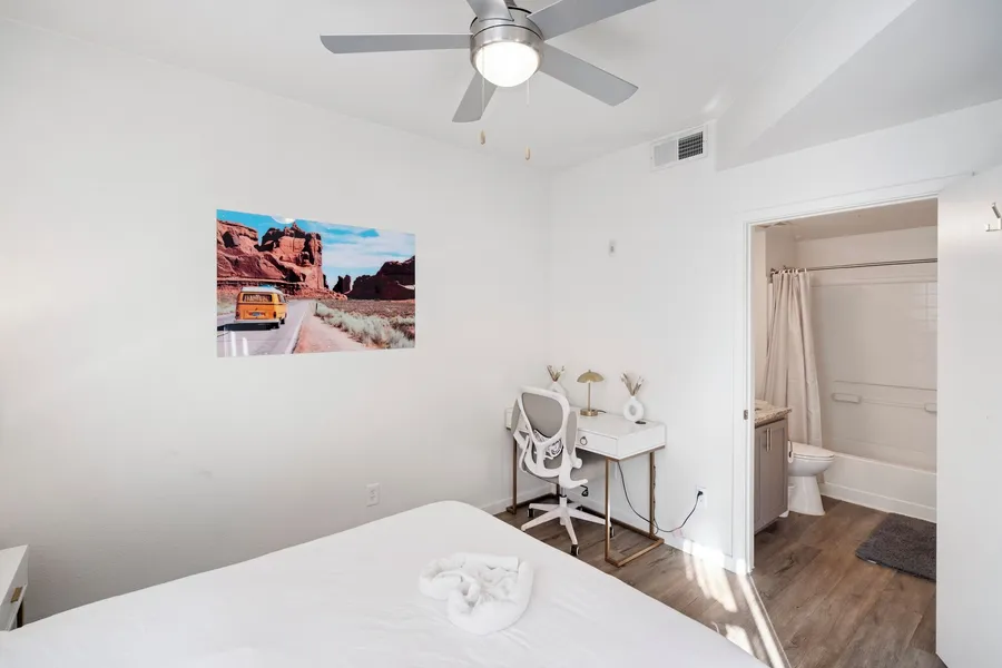 Modern Stay 6mins to ASU hotel detail image 6