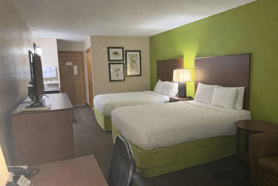 Coratel Plus Suites by Jasper Black River Falls hotel detail image 6