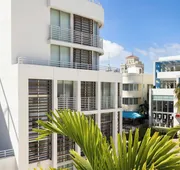 Collins Court South Beach hotel detail image 4