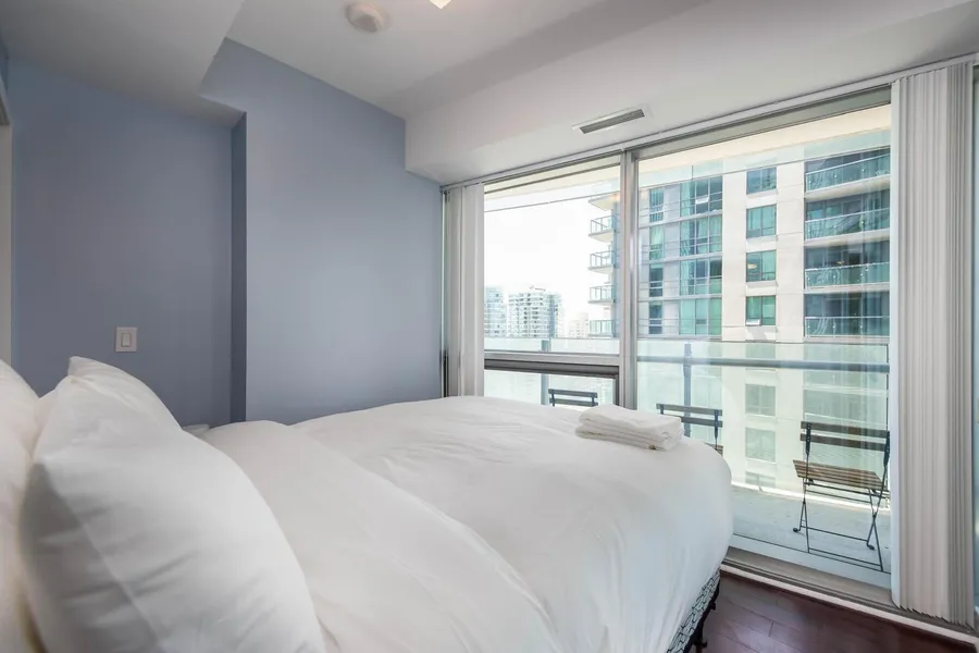 The York Downtown Suites hotel detail image 6