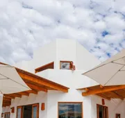 Tipi uno hotel detail image 4