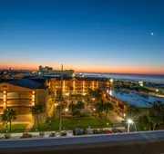 Beachfront Palms Resort Galveston, an Ascend Collection Hotel hotel detail image 3