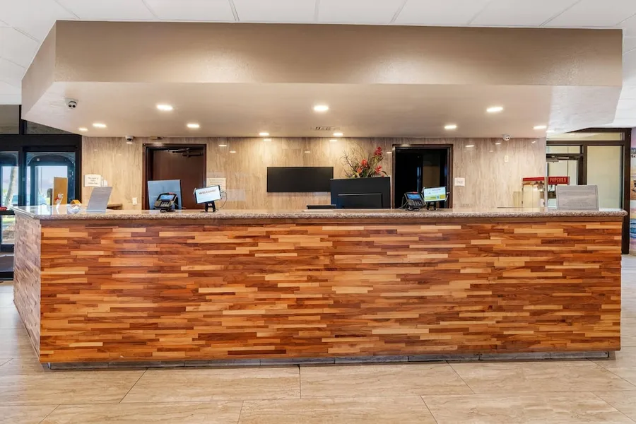 Beachfront Palms Resort Galveston, an Ascend Collection Hotel hotel detail image 6
