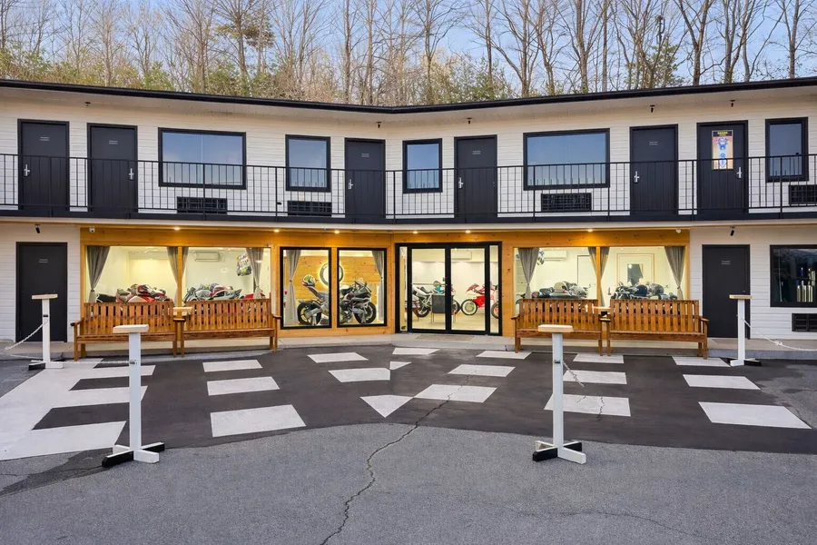 Motorcycle Inn hotel detail image 2