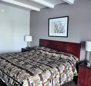 expressway inn hotel detail image 5