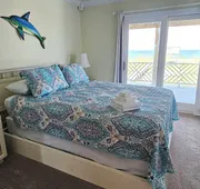 1817 Oceanfront Bed & Breakfast hotel detail image 5