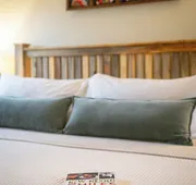 Hoosier Hot Springs & Inn hotel detail image 3