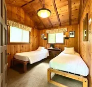 Smith Creek Village hotel detail image 5