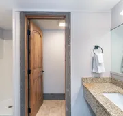 Mountainside Inn 209 1 Bedroom Hotel Room by Alpine Lodging Telluride hotel detail image 7