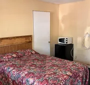 Sunrise Inn Cordele GA Near I 75 hotel detail image 7