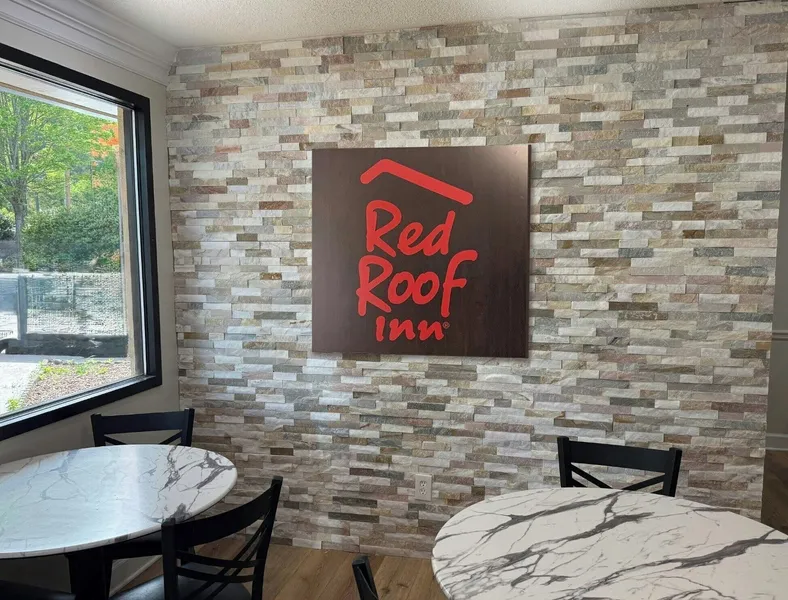 Red Roof Inn Helen, GA - Downtown hotel detail image 2