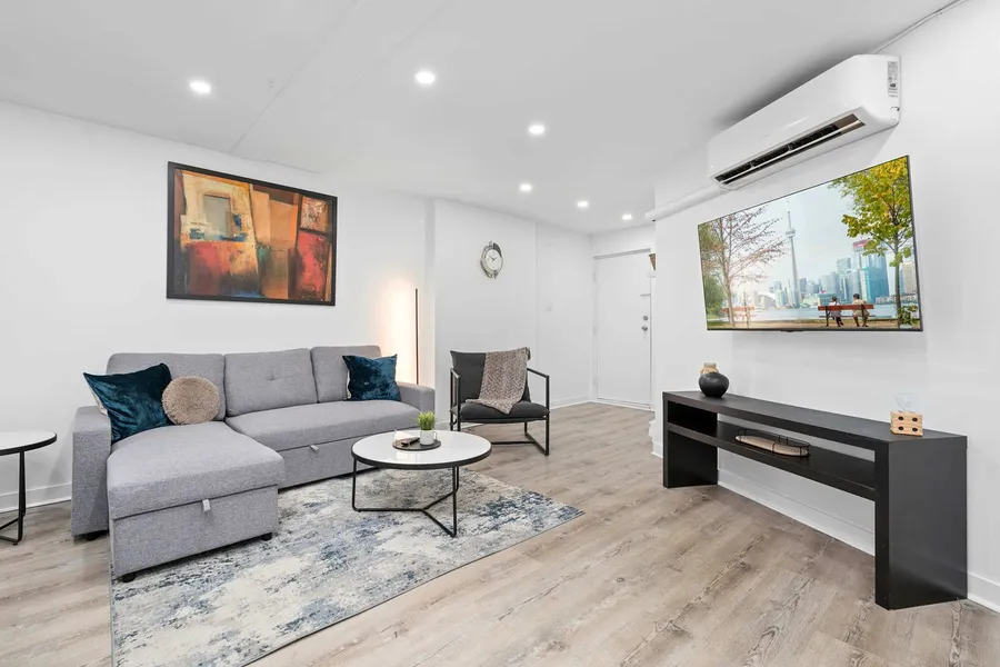 Downtown Suite Near Little Italy & Fifa 2026 hotel detail image 6