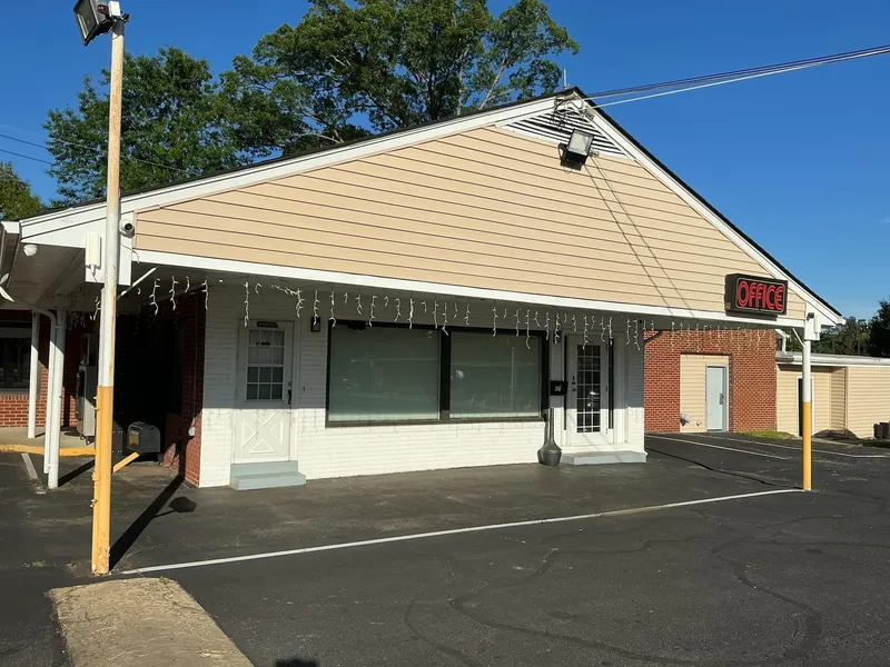 Budget Inn Motel hotel detail image 2