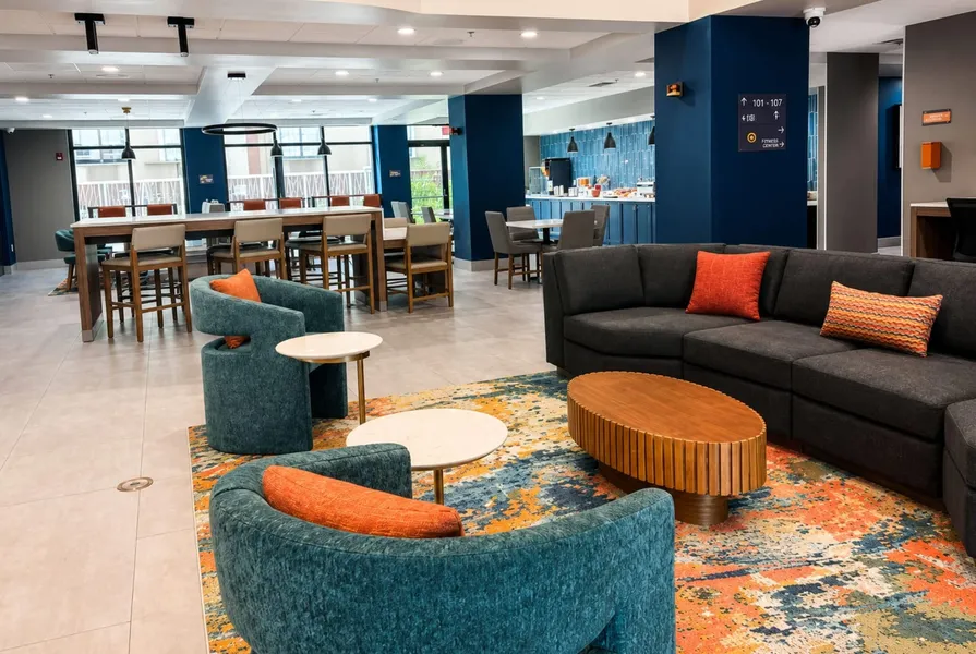 La Quinta Inn & Suites by Wyndham Duluth/Atlanta hotel detail image 6