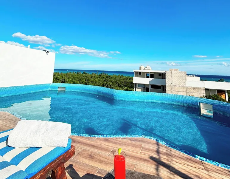 Capital O Hotel Brisas del Mar Playa Del Carmen hotel detail image 2