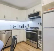 Casa Hotels: Modern 2BR Suite in Leslieville hotel detail image 7