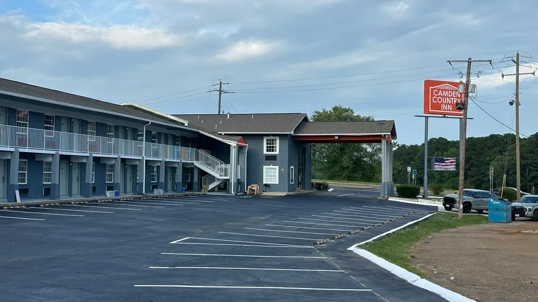 Days Inn by Wyndham Camden AR hotel detail image 2