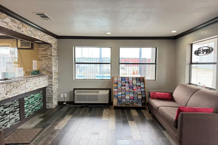 Delux Inn Mesquite Near I-30 Dallas hotel detail image 6