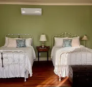 Tanglewood Inn hotel detail image 5