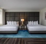 Hotel Deco Omaha, Tapestry Collection by Hilton hotel detail image 7