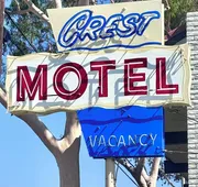 Crest Motel hotel detail image 3