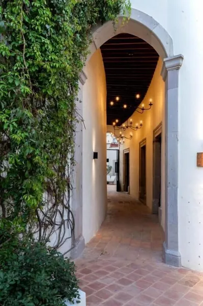 Gran Faena hotel detail image 2