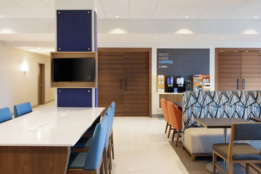 Holiday Inn Express And Suites Alexandria by IHG hotel detail image 6