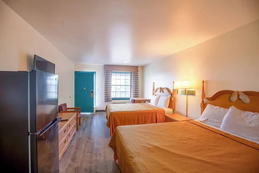 Economy Inn & Suites hotel detail image 6