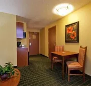Country Inn & Suites by Radisson, Springfield Downtown hotel detail image 7